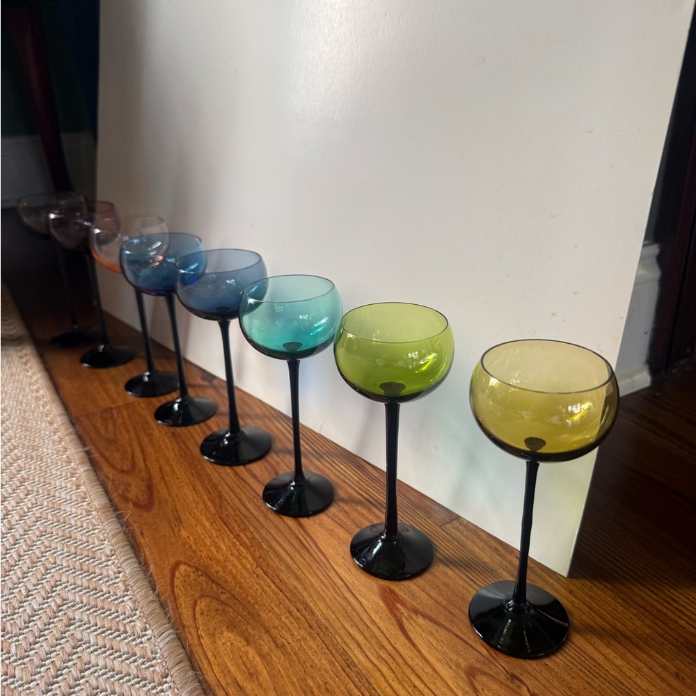 Set of 8 Vintage Liqueur Glasses
